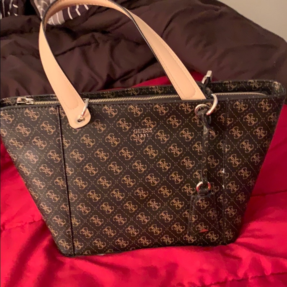 Guess purse